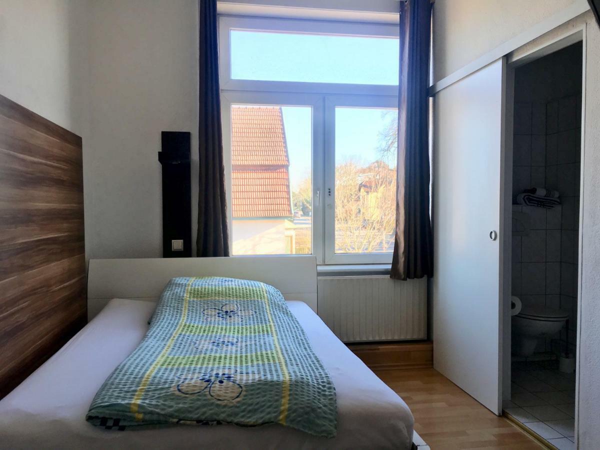 Pension Akropolis Rellingen Exteriör bild